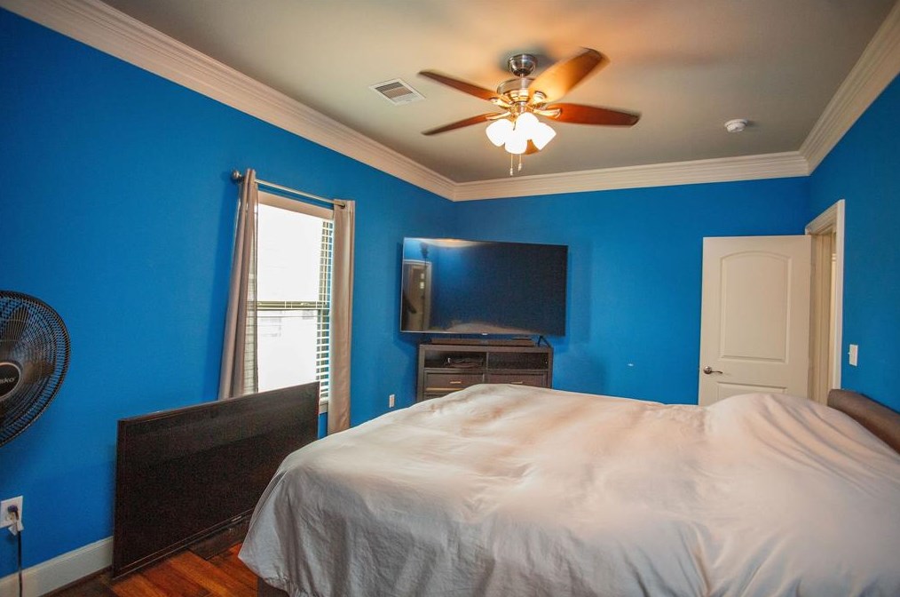 4708 Mckinney St, Houston TX  77023-1230 exterior