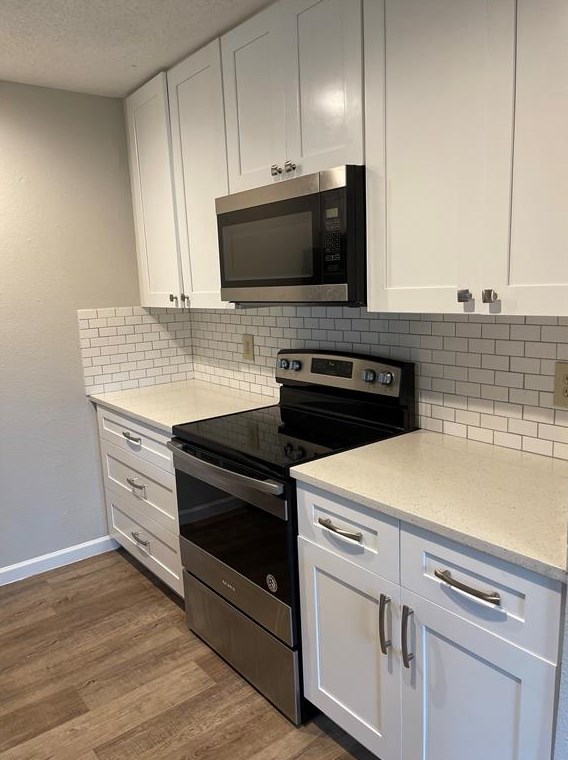 12050 Mighty Oak Dr, Houston, TX 77066-2838