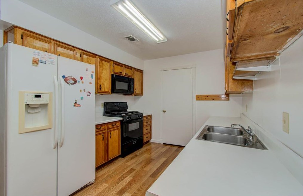 10131 Tangiers, Houston TX  77041-7543 exterior