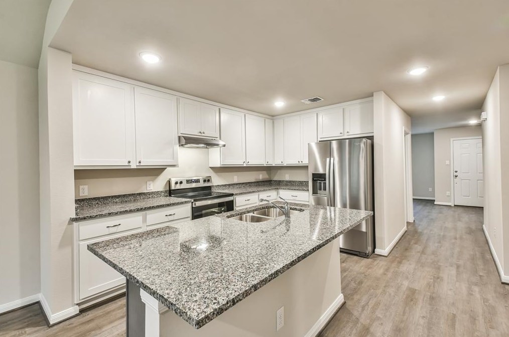 107 White Willow Cir, Spring TX  77381-2729 exterior