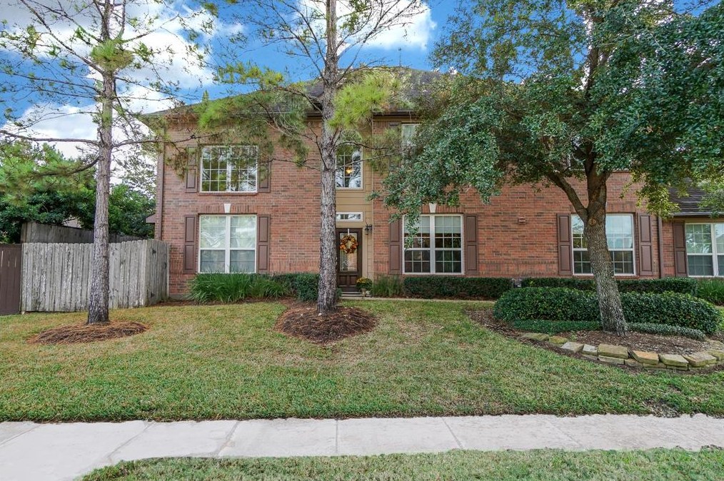 1211 Glenwood Canyon Ln, Houston, TX 77077