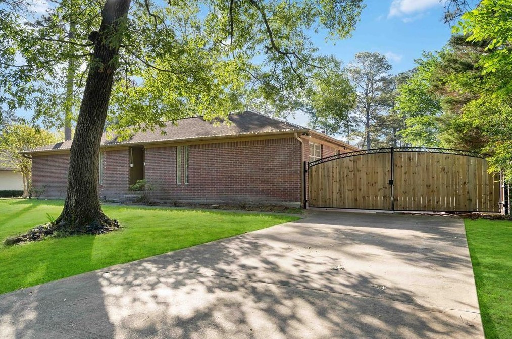 634 Andover St, Spring, TX 77373-5504