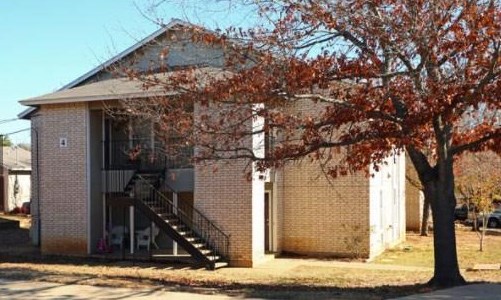 616 Linda Dr, Joshua, TX 76058