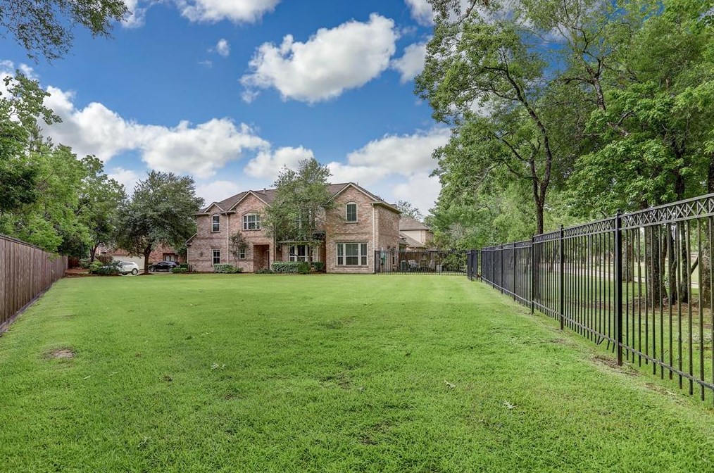 12302 Timber Holw, Houston, TX 77058-1220