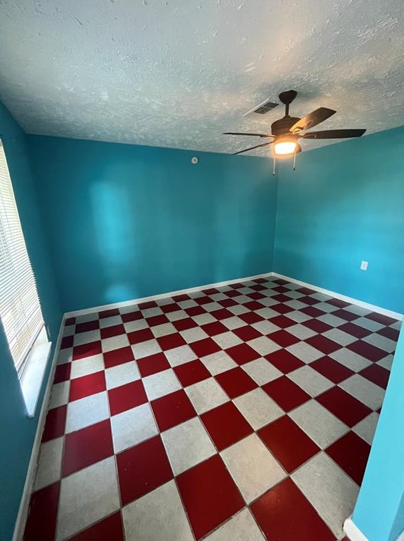 9314 Valley Stream St, Houston, TX 77037-2037