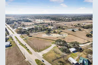 18807 Mueschke Road, Tomball, TX 77377 - Photo 2