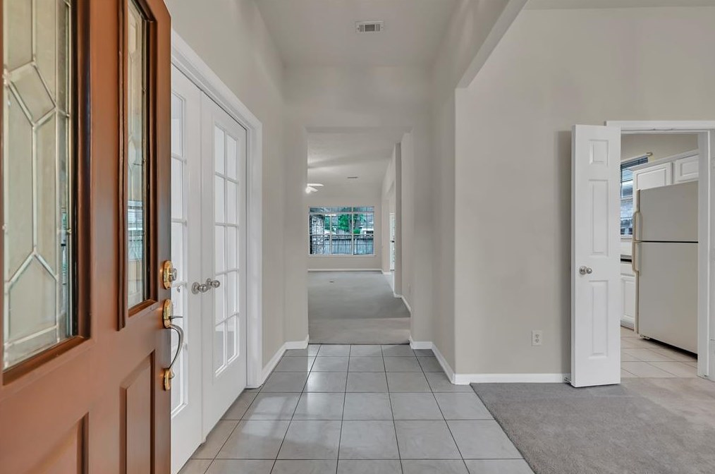 59 Hidden Meadow Dr, Spring TX  77382-4102 exterior