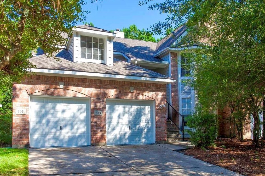 105 Spiral Vine Cir, Spring TX  77381-3704 exterior