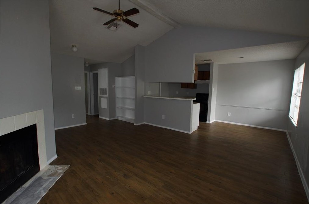 5523 Farley Dr #b, Houston, TX 77032