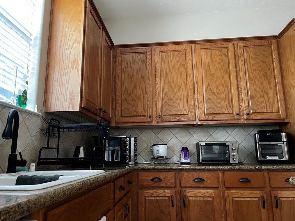 7923 Ouray Dr, Houston TX  77040-5096 exterior