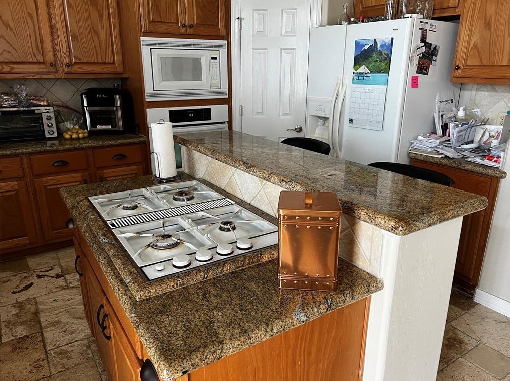 7923 Ouray Dr, Houston TX  77040-5096 exterior