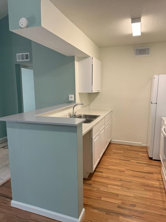 10100 Gessner Rd, Houston TX  77071-1068 exterior
