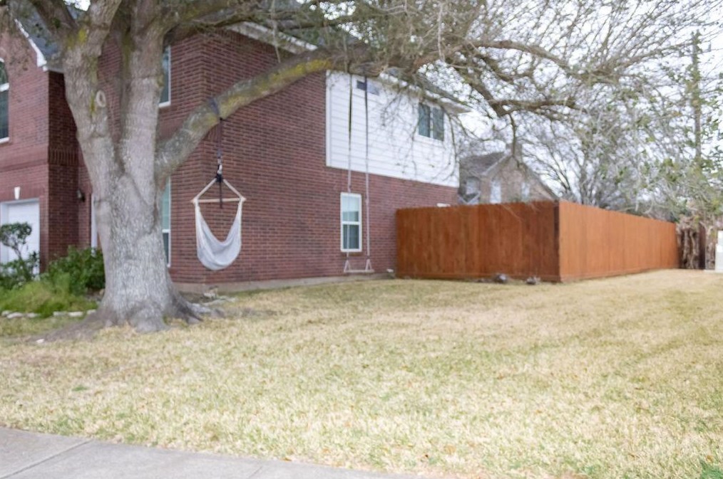 2967 Lakeview Dr, Missouri City, TX 77459