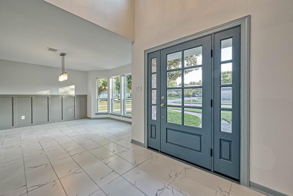 12322 Meadow Lake Dr, Houston TX  77077-5904 exterior