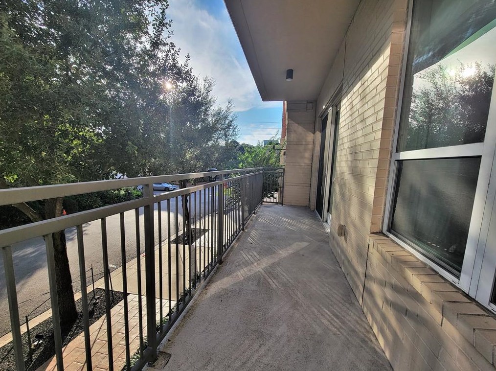 2724 Kipling St #128, Houston, TX 77098