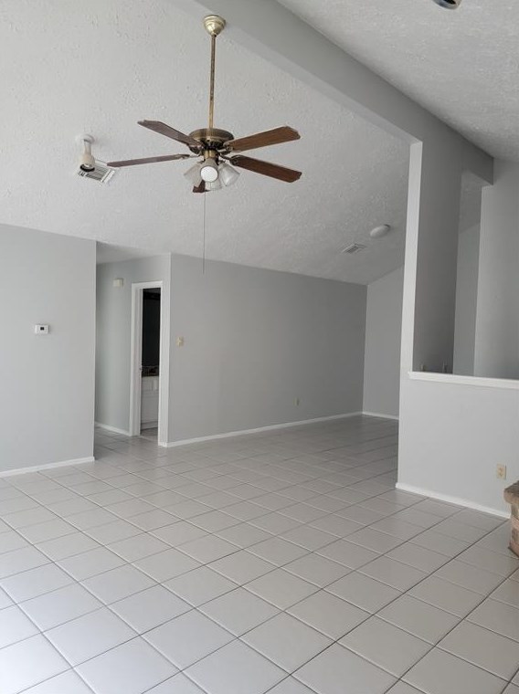 7135 Village Lake Dr, Cypress TX  77433-1058 exterior