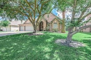 3403 E Cedar Hollow Dr, Pearland, TX 77584