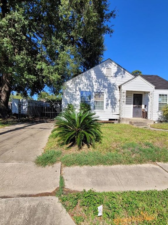 4615 Buck St, Houston TX 77020-8615 exterior