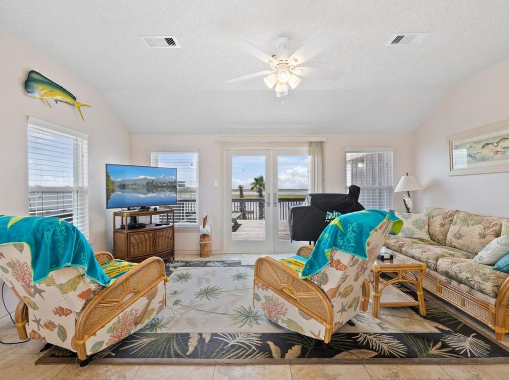 4403 Palm St, Jones Creek TX  77541-9453 exterior