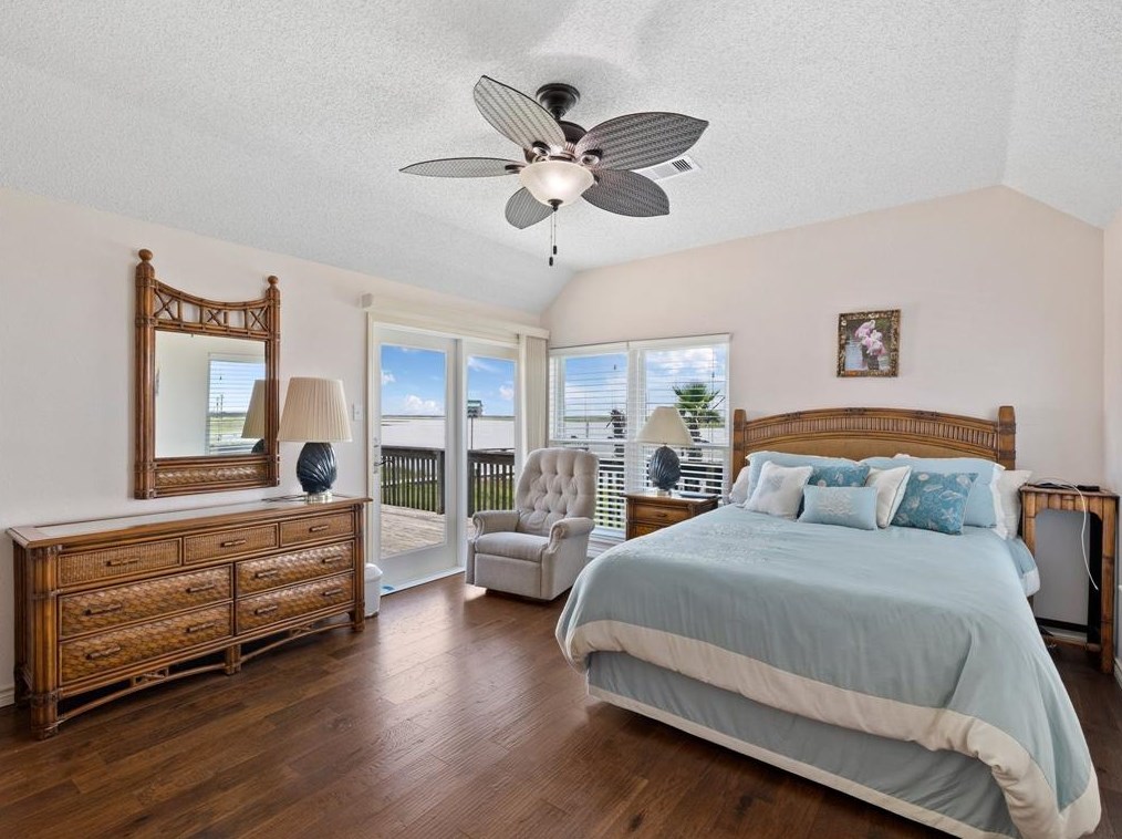 4403 Palm St, Jones Creek TX  77541-9453 exterior