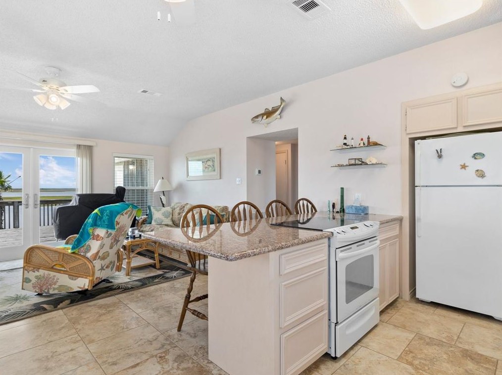 4403 Palm St, Jones Creek TX  77541-9453 exterior