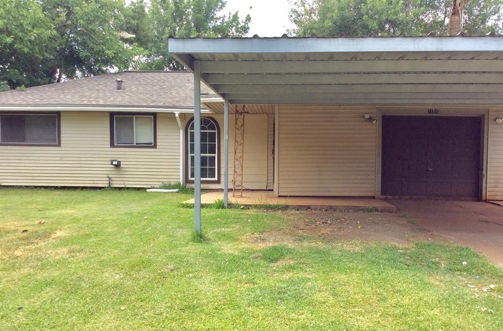 11510 Munn St, Houston, TX 77029-3026
