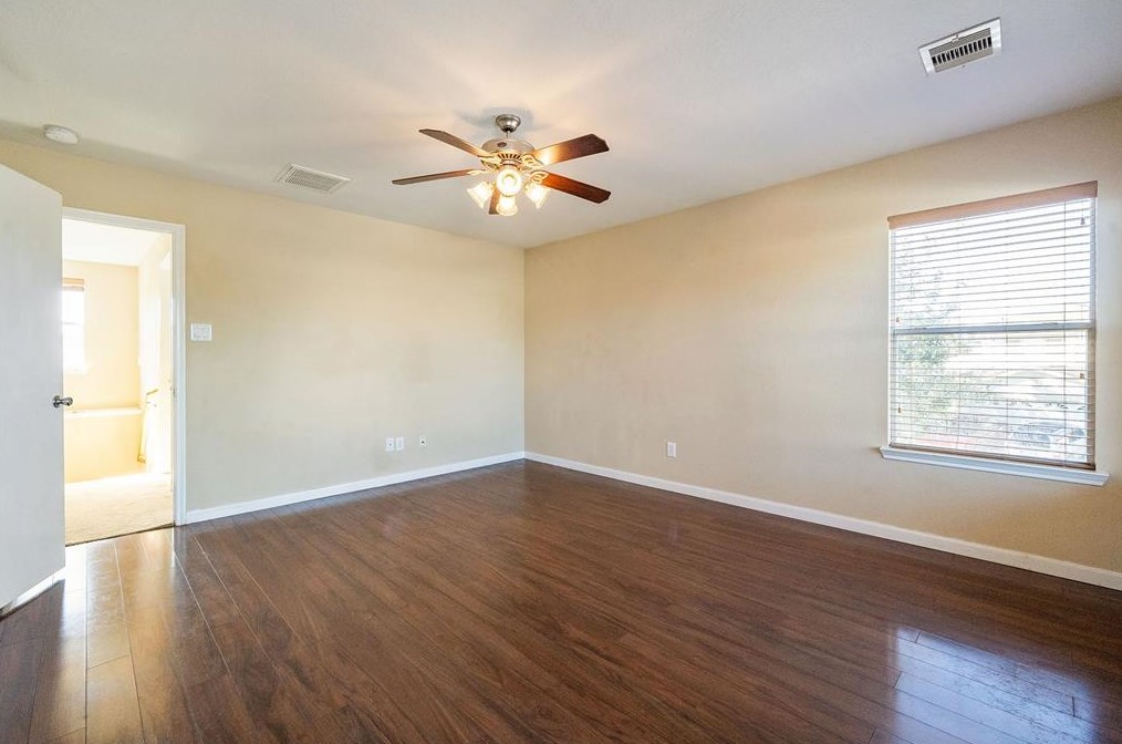 19014 Remington Bnd Dr, Houston TX  77073-4461 exterior