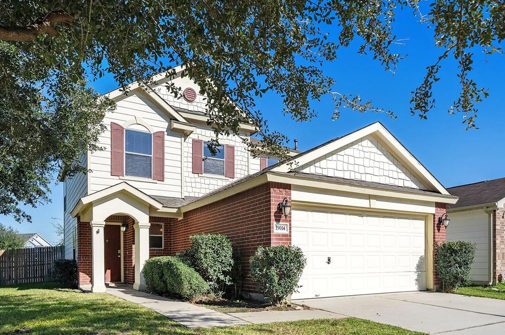 19014 Remington Bnd Dr, Houston TX  77073-4461 exterior