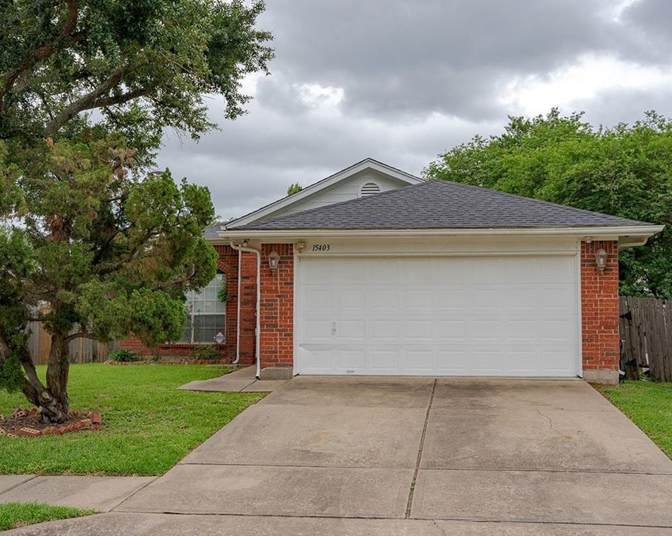 15403 Town Grn Dr, Houston TX  77083-5539 exterior