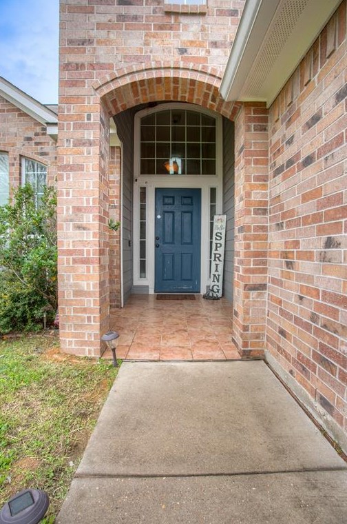 112 Enfield Ct, Huntsville, TX 77320