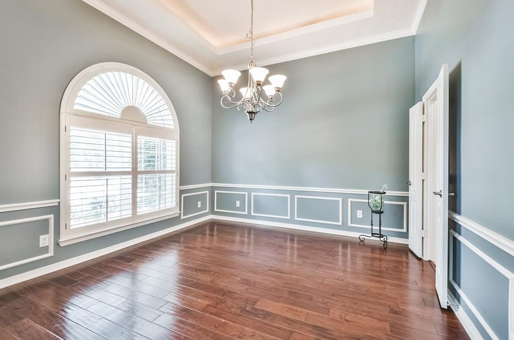 4902 Wellington Way, Houston TX  77069-2138 exterior