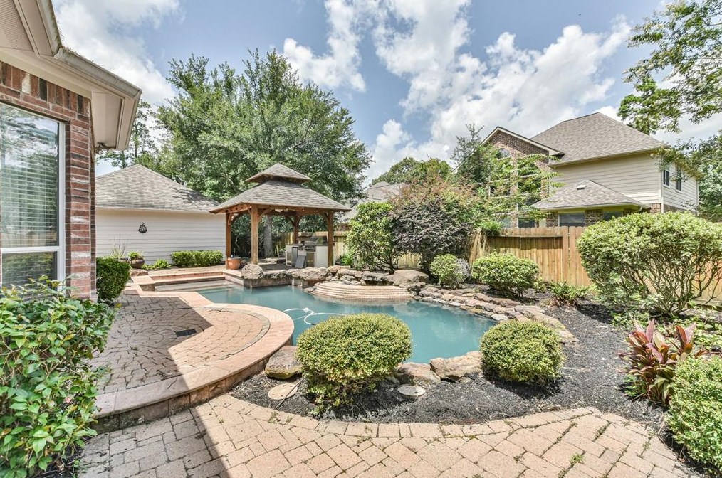 4902 Wellington Way, Houston, TX 77069-2138