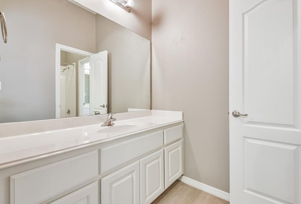 4902 Wellington Way, Houston TX  77069-2138 exterior