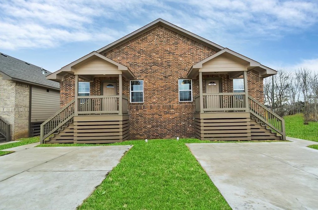 5405 Groveton St #b, Houston, TX 77033