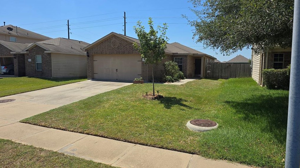 16231 Silver Wing Ln, Hockley, TX 77447