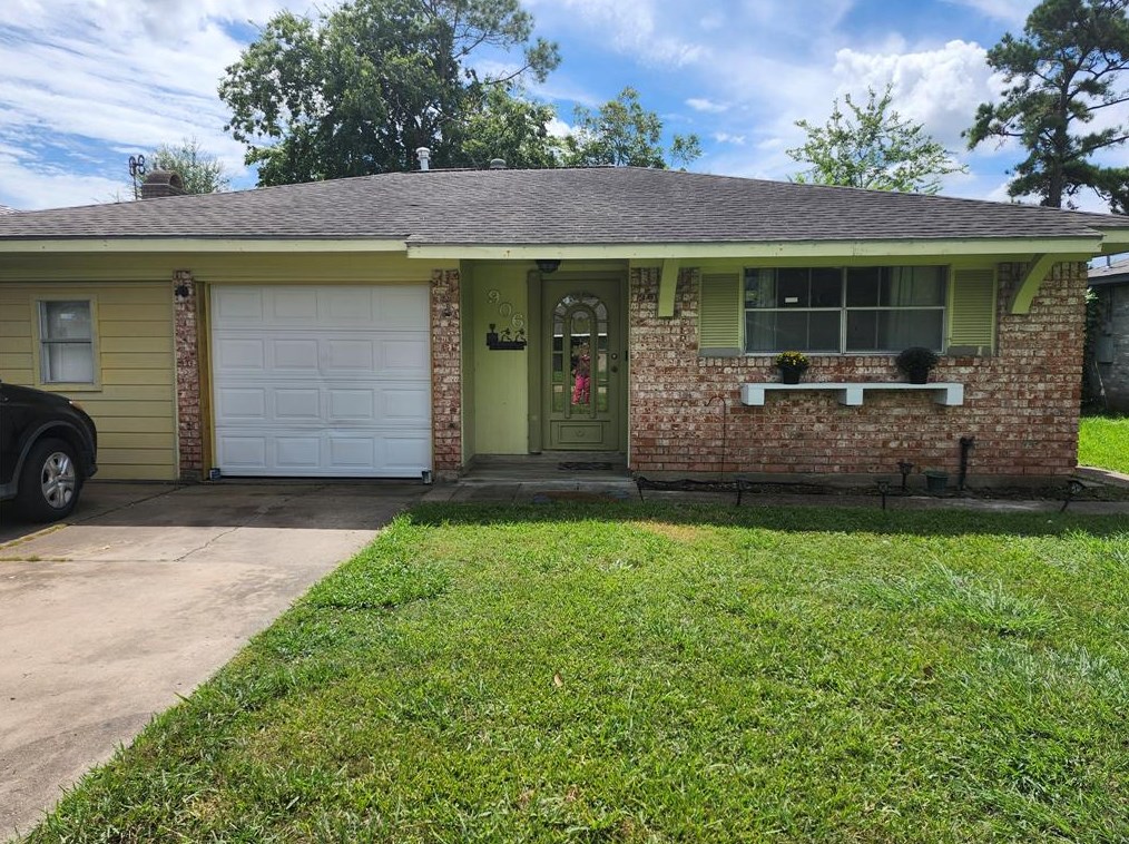 906 Missouri St, South Houston, TX 77587