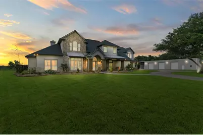 1913 Lundy Lane, Friendswood, TX 77546 - Photo 1