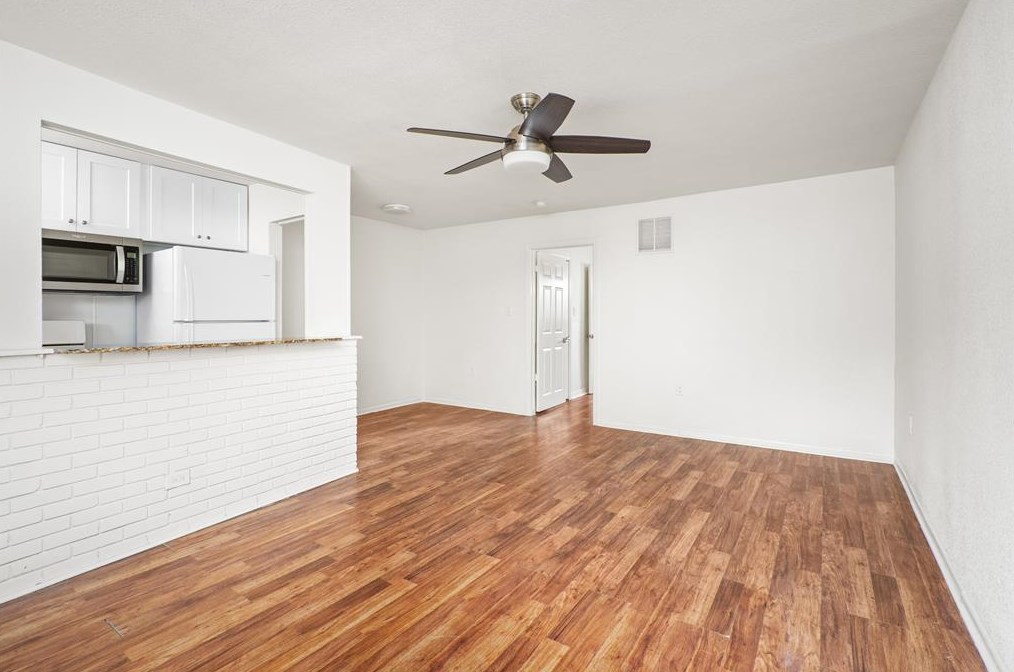3910 Dallas St, Houston, TX 77023-1738