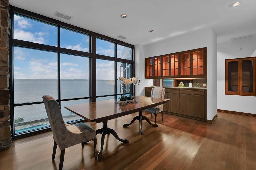 3925 Northshore Dr, Montgomery TX 77356-5369 exterior