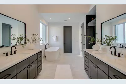 1653 Bingle Road, Houston, TX 77055 - Photo 34