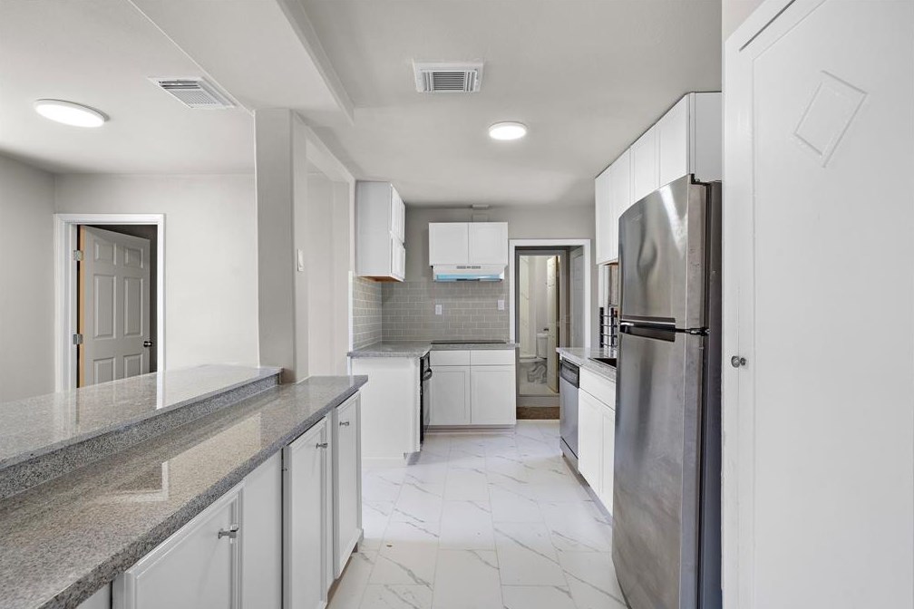 3121 Chimira Ln, Houston TX  77051-4241 exterior