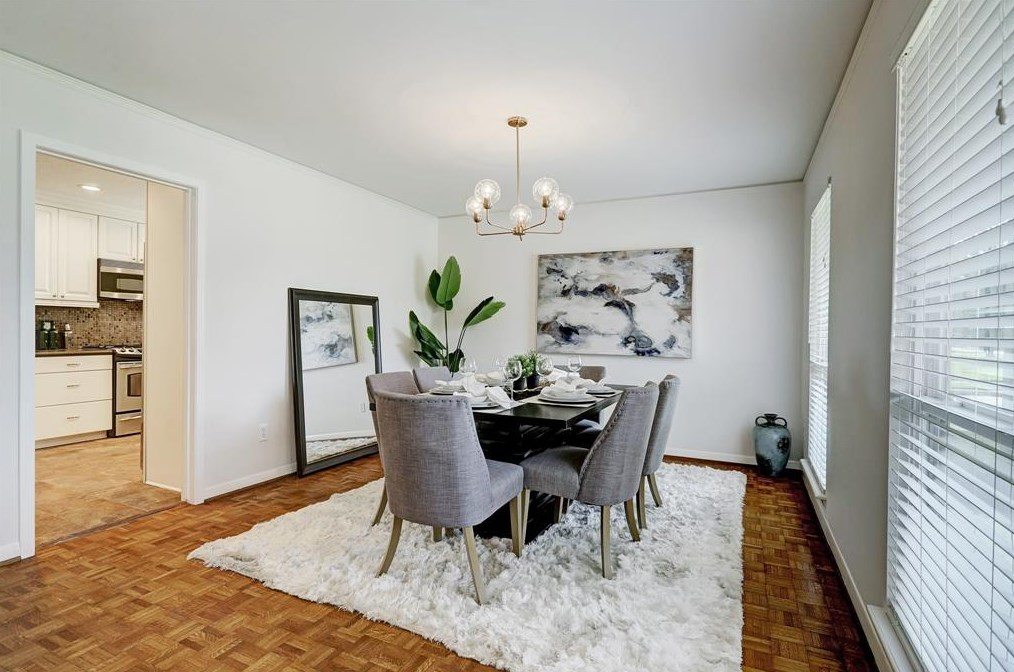 2330 Willowby Dr, Houston, TX 77008