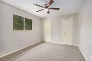 6814 Indian Falls Dr, Houston, TX 77489 - Photo 18