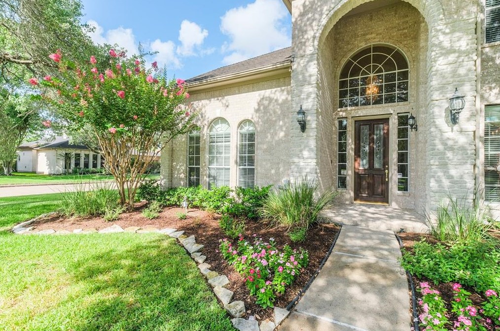3903 Forbesbury Dr, Houston, TX 77084-3941