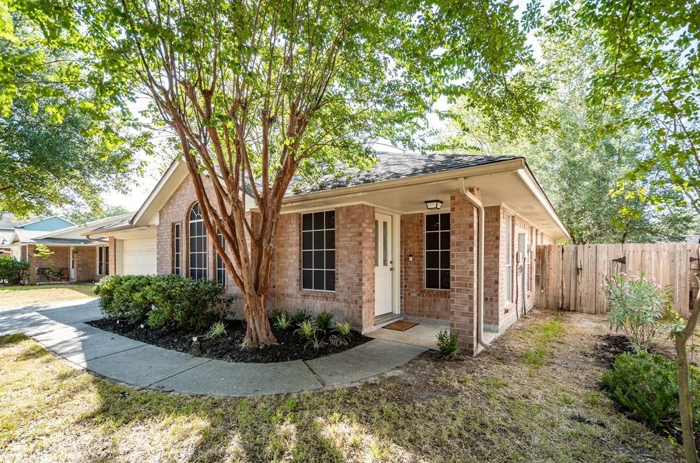 7859 Split Oak Dr, Houston, TX 77040-2741