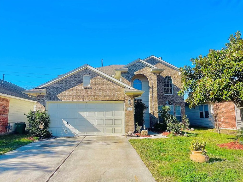 7515 Bering Landing Dr, Cypress, TX 77433