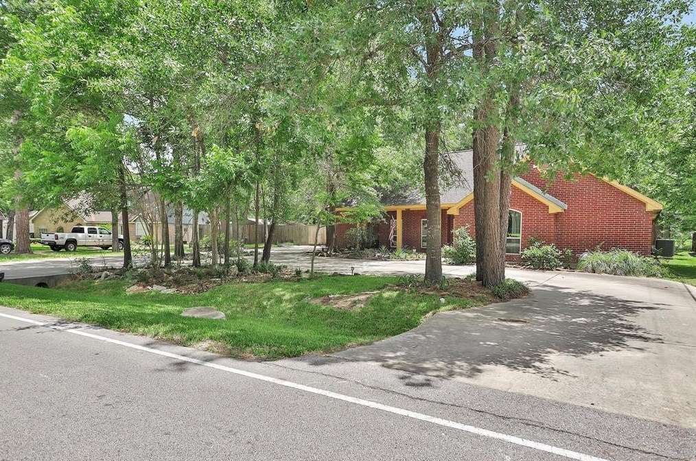 19326 Whitewood Dr, Spring, TX 77373-5540