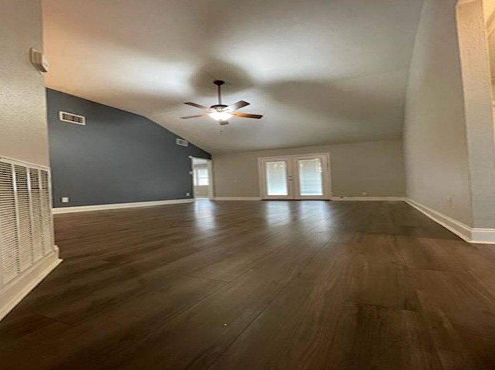 2807 Whispering Ct, Sugar Land TX  77498-4611 exterior