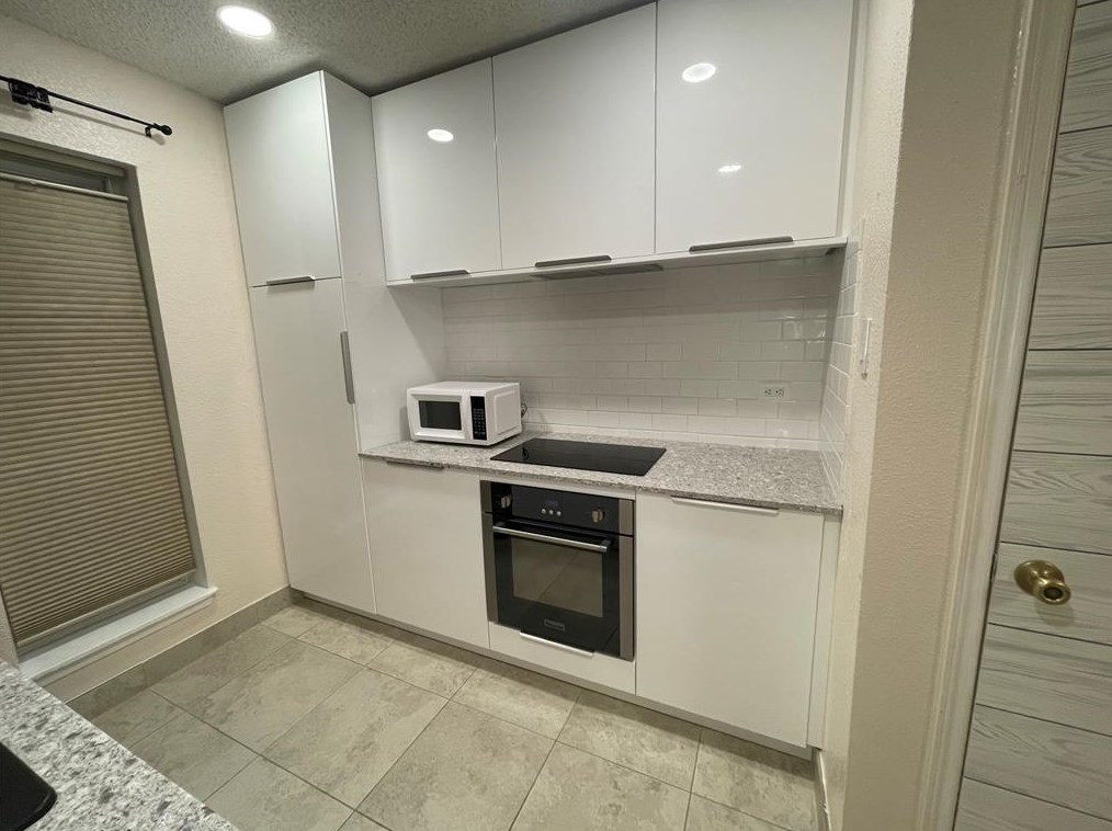 3600 Jeanetta St, Houston, TX 77063-5565