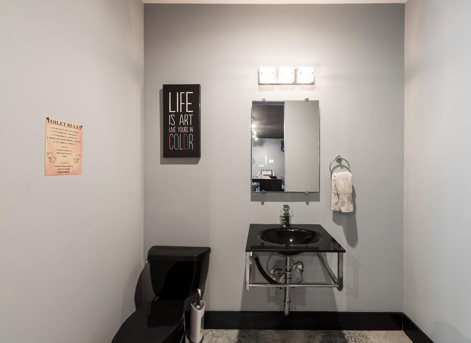 8210 Saylynn Ln, Houston TX 77075-3022 exterior